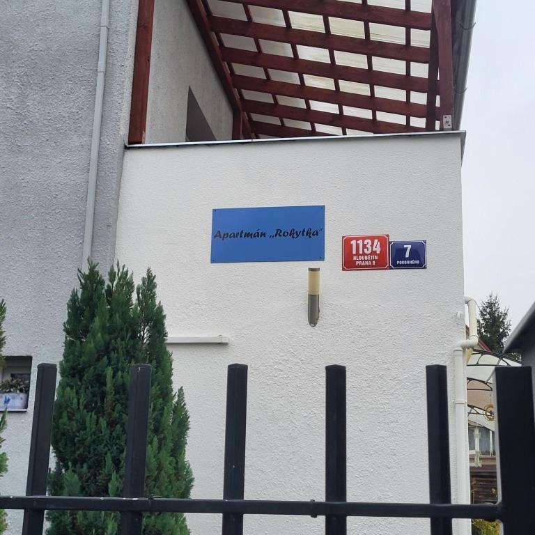 Apartman ,,Rokytka" Praag Buitenkant foto