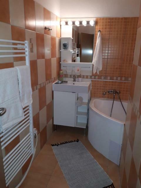 Apartman ,,Rokytka" Praag Buitenkant foto
